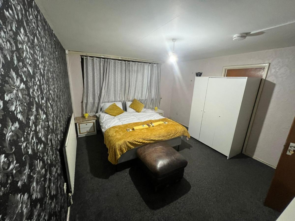 Indulge Hockley Hotel - With Free Front Parking - 10 Min Drive To Birmingham City Centre Bull Ring, Grand Central, Tesco Superstore, Primark & Commonwealth Games Exterior foto