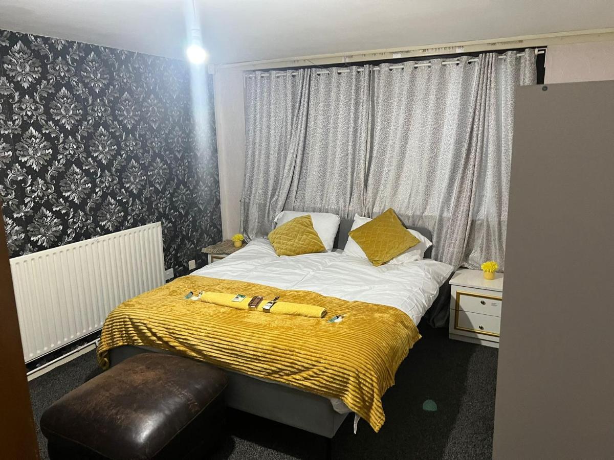 Indulge Hockley Hotel - With Free Front Parking - 10 Min Drive To Birmingham City Centre Bull Ring, Grand Central, Tesco Superstore, Primark & Commonwealth Games Exterior foto